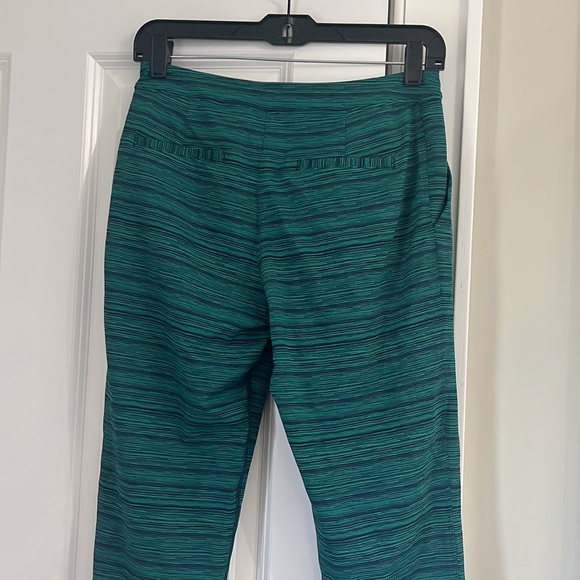 Lululemon crop slim pants - Picture 5 of 8